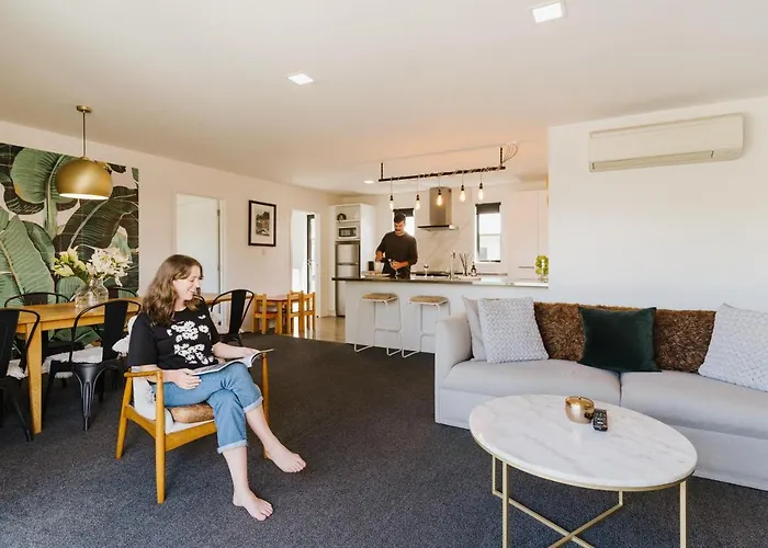 Stow 4 -charming Space, Just A Stone Throw From Ferienhaus